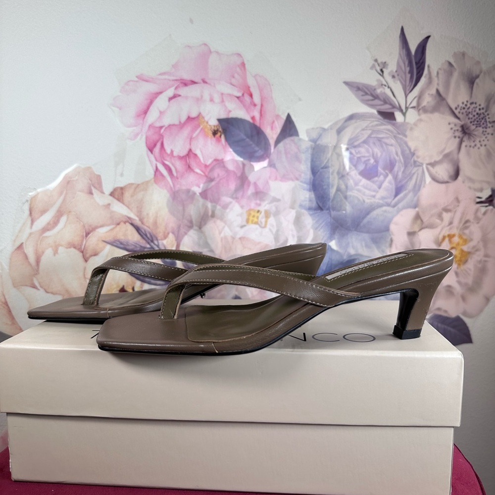 Tony Bianco Topaz Sandal in Liqueur leather kitten heel open toe flip flop - Picture 6 of 11